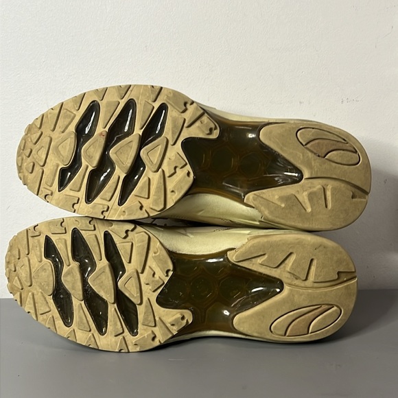 RHUDE x PUMA Cell Endura White Asparagus Size 11US - Picture 9 of 10